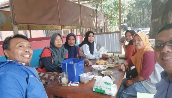 Dorong Kejujuran Warga, Kalurahan Tancep Rampungkan Pemasangan Stiker Bansos Tahap Dua 100 Persen