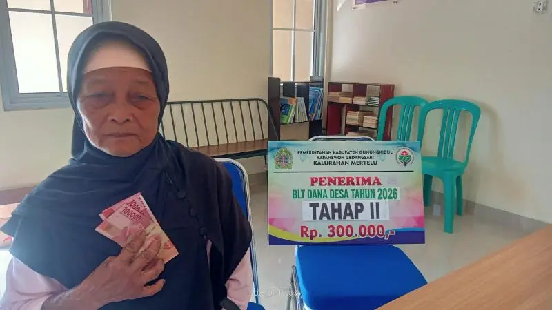Ringankan Beban Ekonomi Warga, Kalurahan Mertelu Salurkan BLT Dana Desa Tahap Dua kepada 10 KPM
