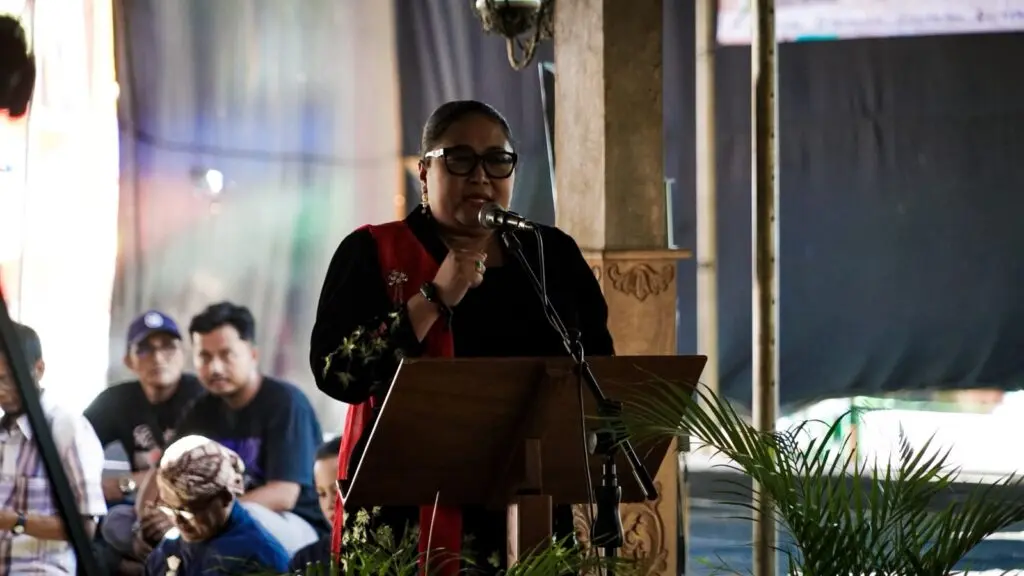Sarat Makna Luhur, Bupati Endah Apresiasi Tradisi Upacara Adat Rasul di Kalurahan Wiladeg