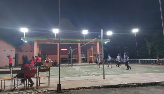 Semarakkan Jelang Rasulan Padukuhan Prigi Gelar Laga Persahabatan Voli Putri Prigi vs VOPSA