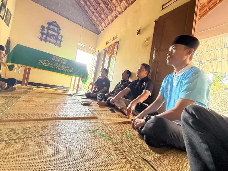 Lurah Tepus Hendro Pratopo Takziah ke Rumah Duka di Padukuhan Kanigoro