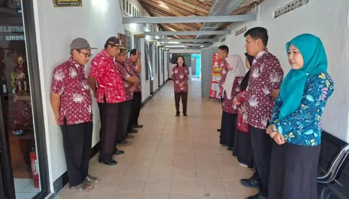 Mantapkan Persiapan HUT Ke-81 RI, Pemkal Sidoharjo Gelar Briefing Pagi Bersama Seluruh Pamong