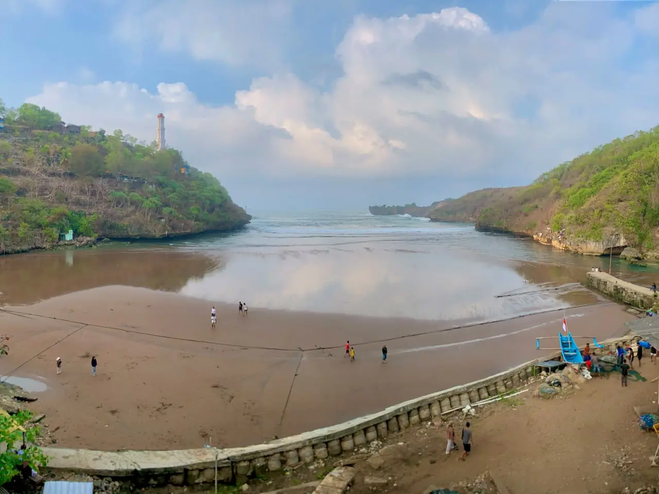 Pasca Terjangan Gelombang Tinggi, Lanskap Pantai Baron Berubah Alami dan Perluas Area Pasir Wisata