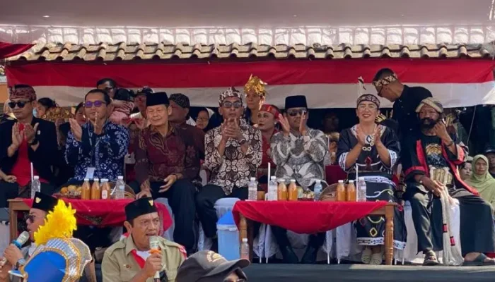 Semarakkan HUT Ke-81 RI, Warga Sidoharjo Tumpah Ruah Ikuti Karnaval Nasionalisme di Bintaos