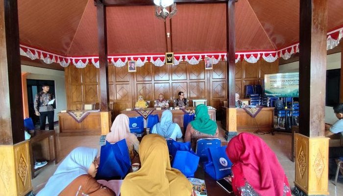 Mitigasi Risiko Bunuh Diri, Pemkal Pacarejo dan Psikologi UNY Latih Kader Sehat Jiwa