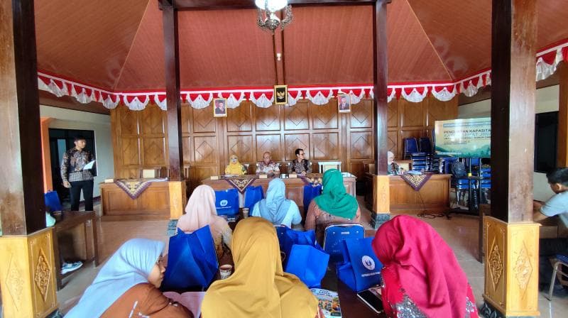 Pemkal Pacarejo dan Psikologi UNY Latih Kader Sehat Jiwa