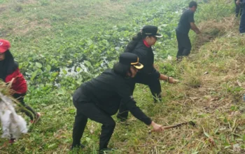 Bupati Endah Ajak Warga Jaga Kebersihan Sungai, Korve Jumat Bersih Digelar di Kali Besole