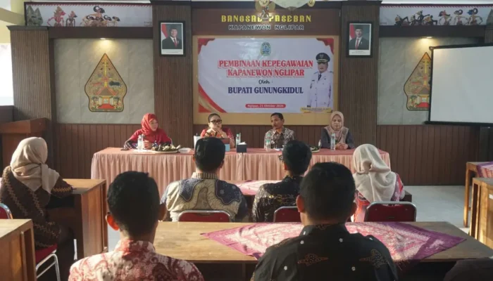 Bupati Endah Tekankan Integritas ASN, 50 Tangki Air Bersih Diberangkatkan ke Nglipar
