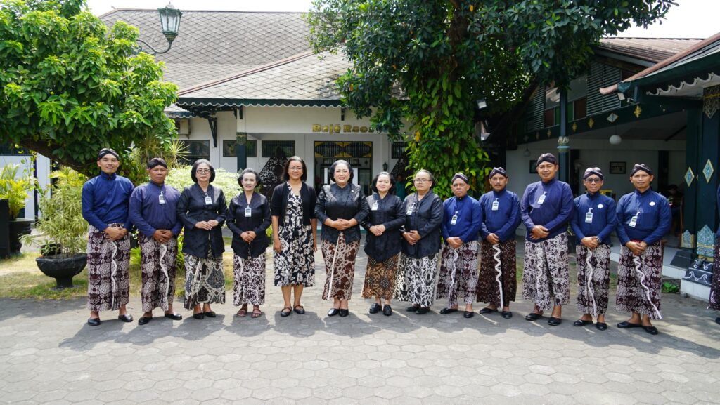 Bupati gunungkidul wisuda kekancingan abdi dalem