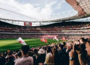 Premier League stadium atmosphere Nottingham Forest vs Arsenal