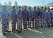 Kenakan Busana Kejawen, Pamong Kalurahan Tepus Ikuti Upacara Hari Jadi ke-196 Gunungkidul